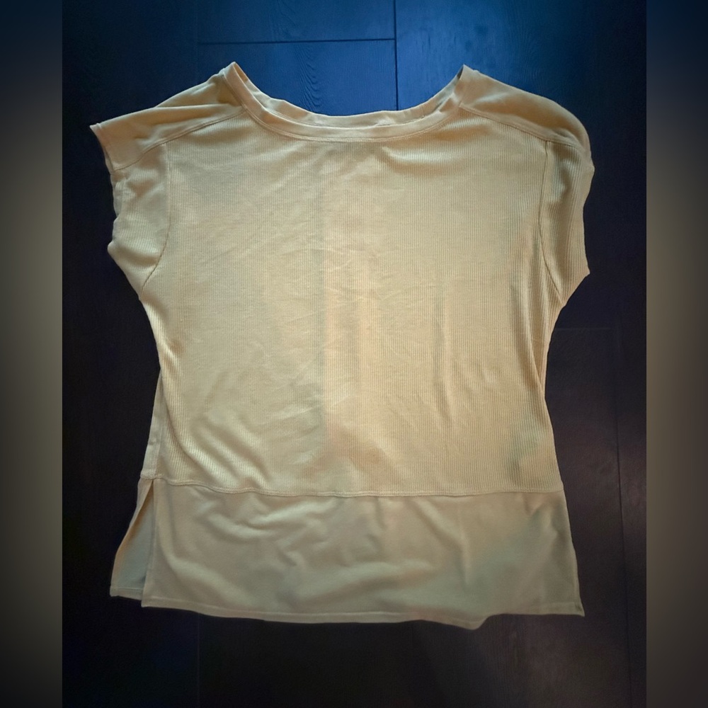 Prana buttery yellow lightweight knit tee